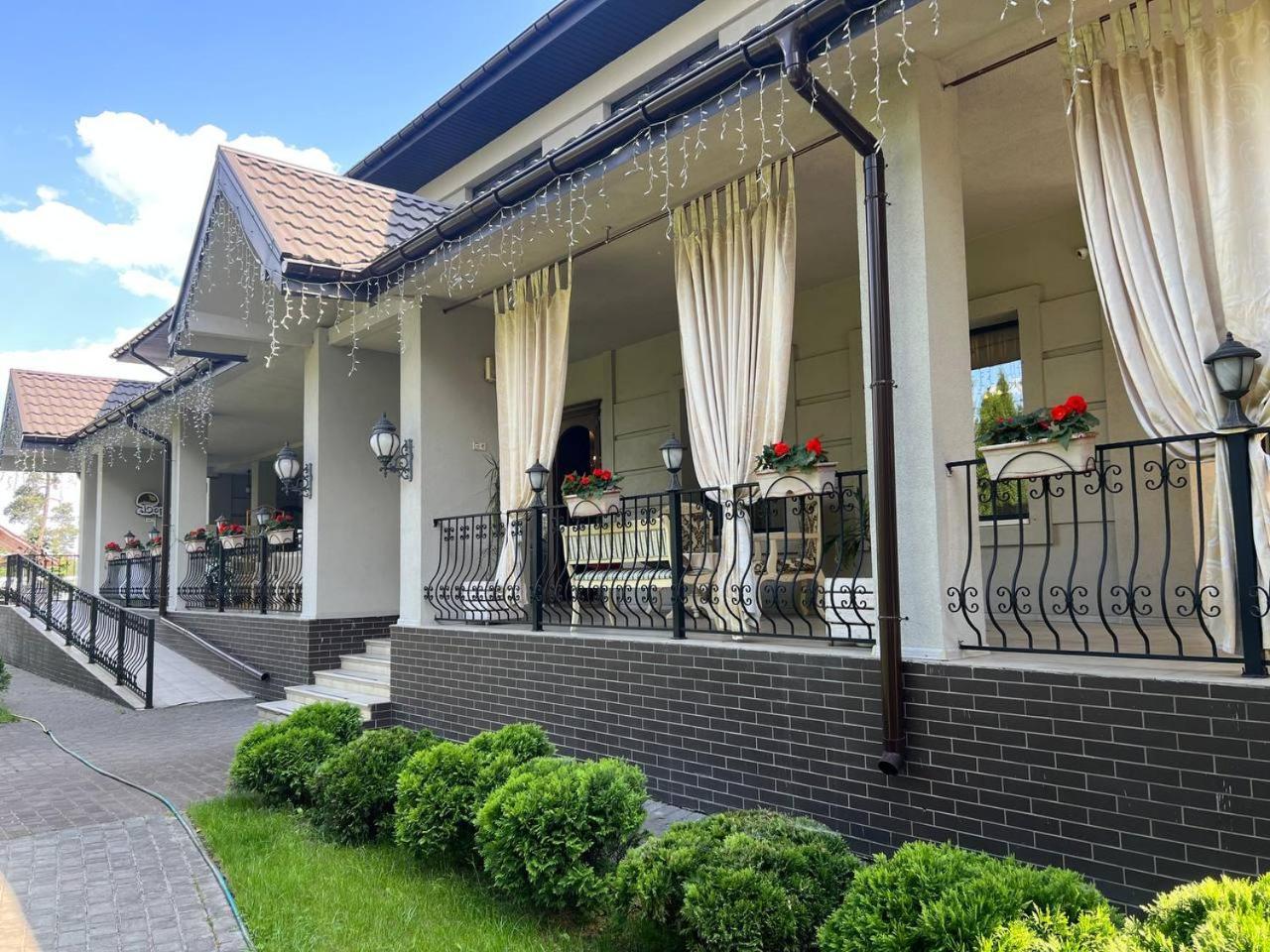 Novosilki Borovik酒店 外观 照片